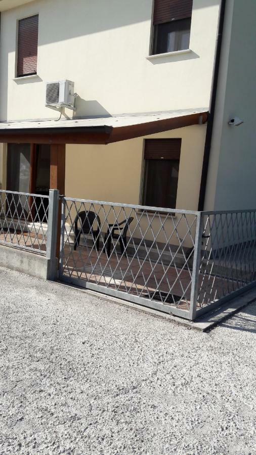 לינה וארוחת בוקר Adria Bella Locazione Turistica מראה חיצוני תמונה